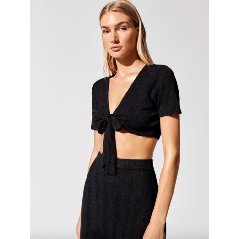 Solid & Striped Tie Front Knitted Crop Top